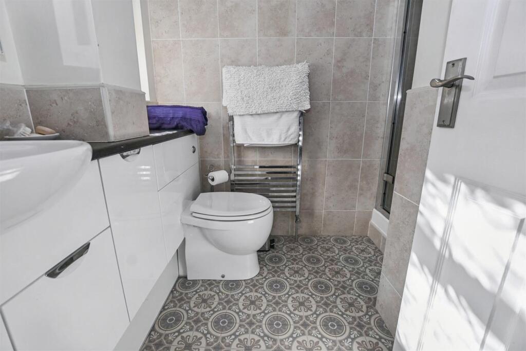 Ensuite