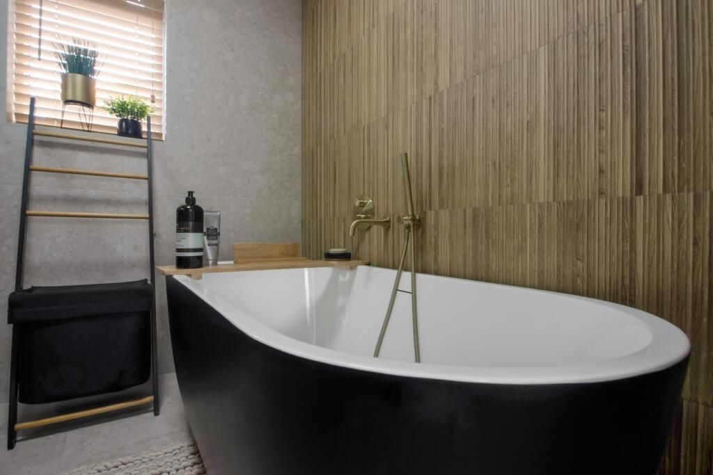Bathroom.1