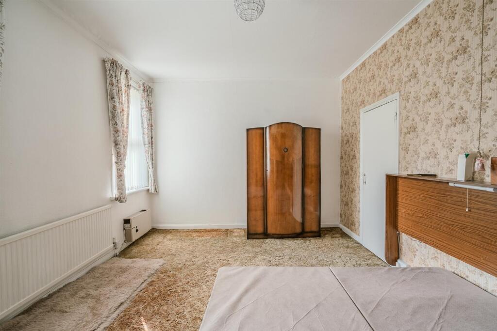 24 Station Rd-22.jpg