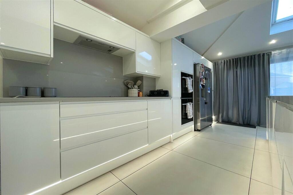 Kitchen/Diner/Family