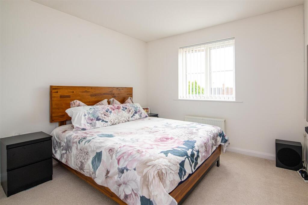 home-745.jpg