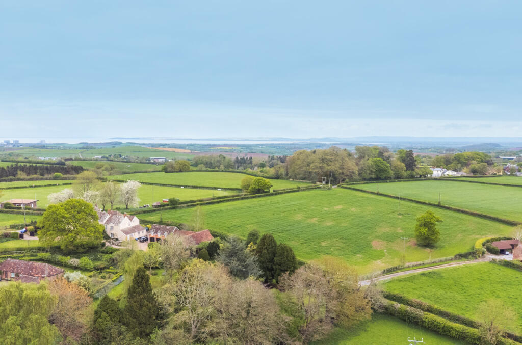 1280624 (11) D.jp...