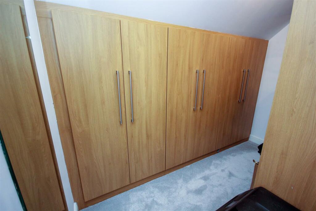 Dressing Room 1.jpg