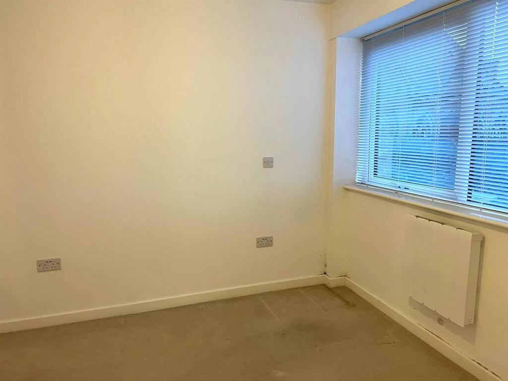 Bedroom.jpg