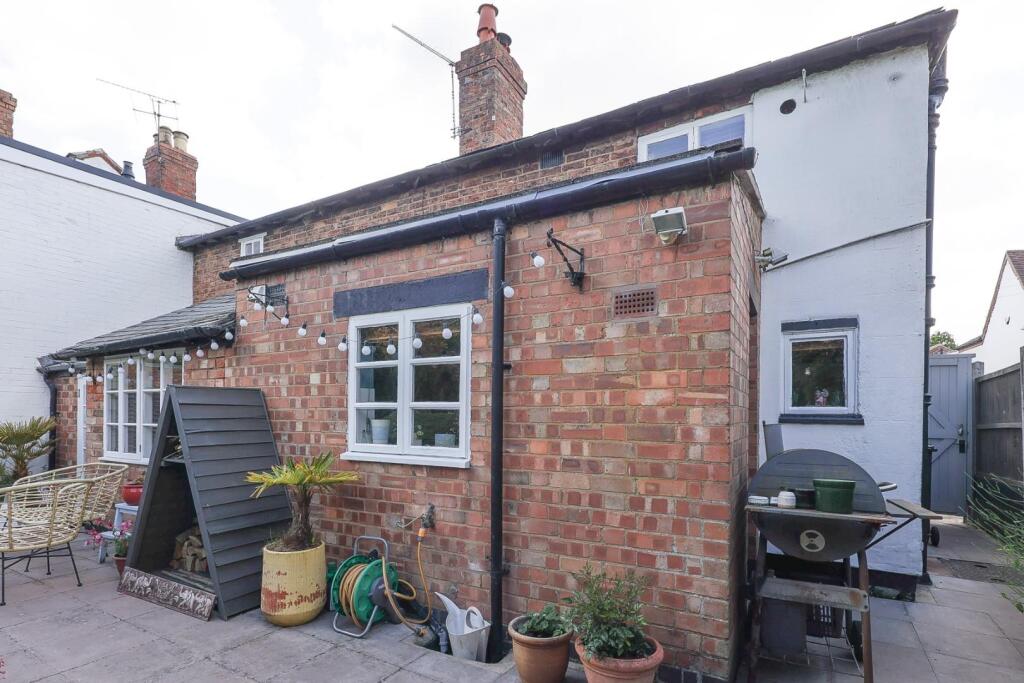 18 Southam Road CV22-25.jpg