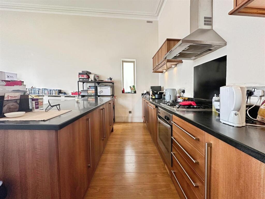 915a7ad1--4EA4-BDDD-1E32FC6E07A8-18068-0000055DAA4