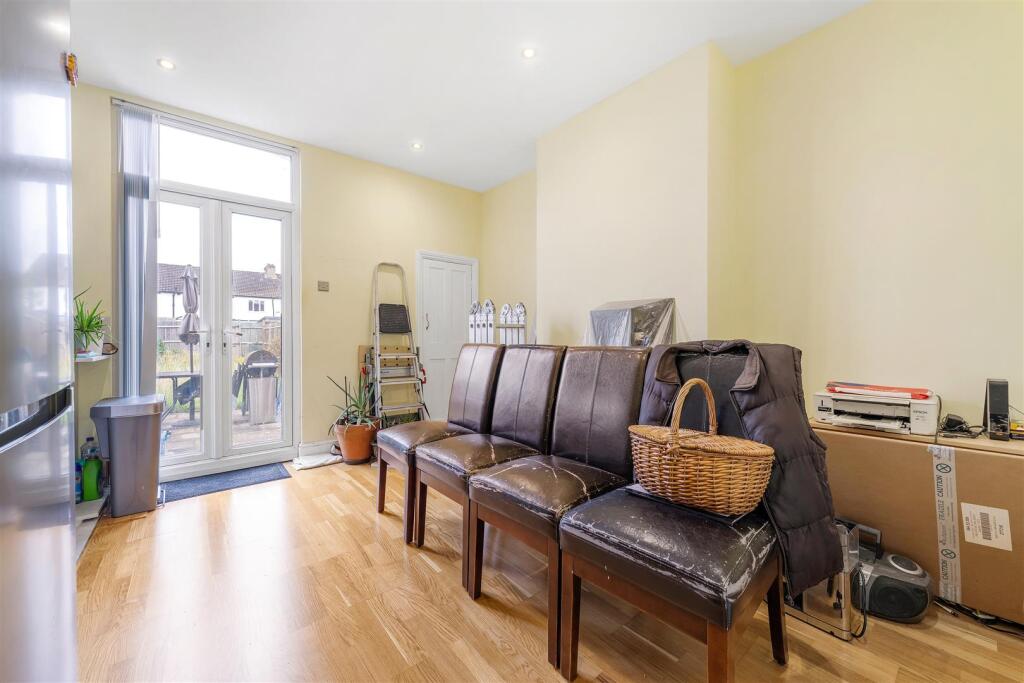 Sherringham Road-7.JPG