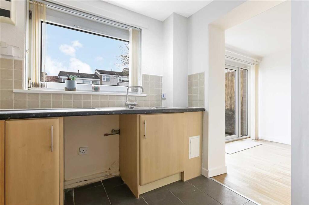Kitchen (2)
