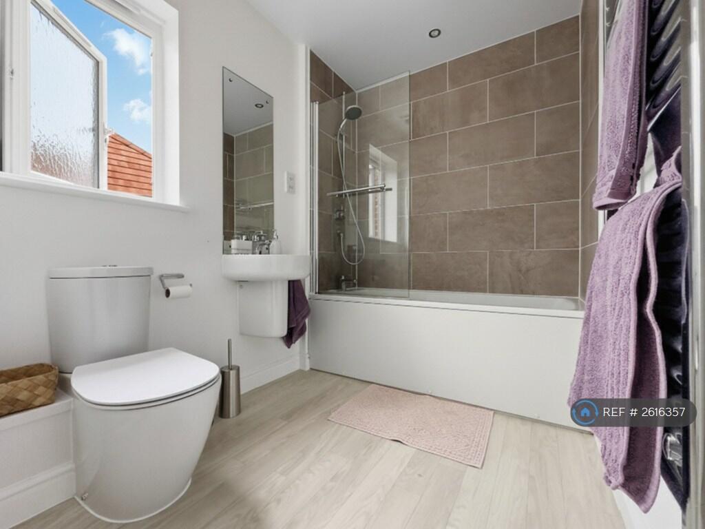 Main Bathroom