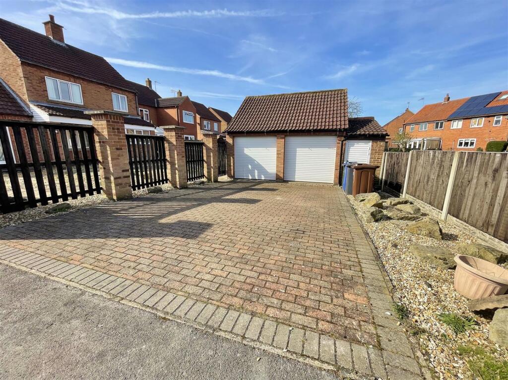 Double Garage