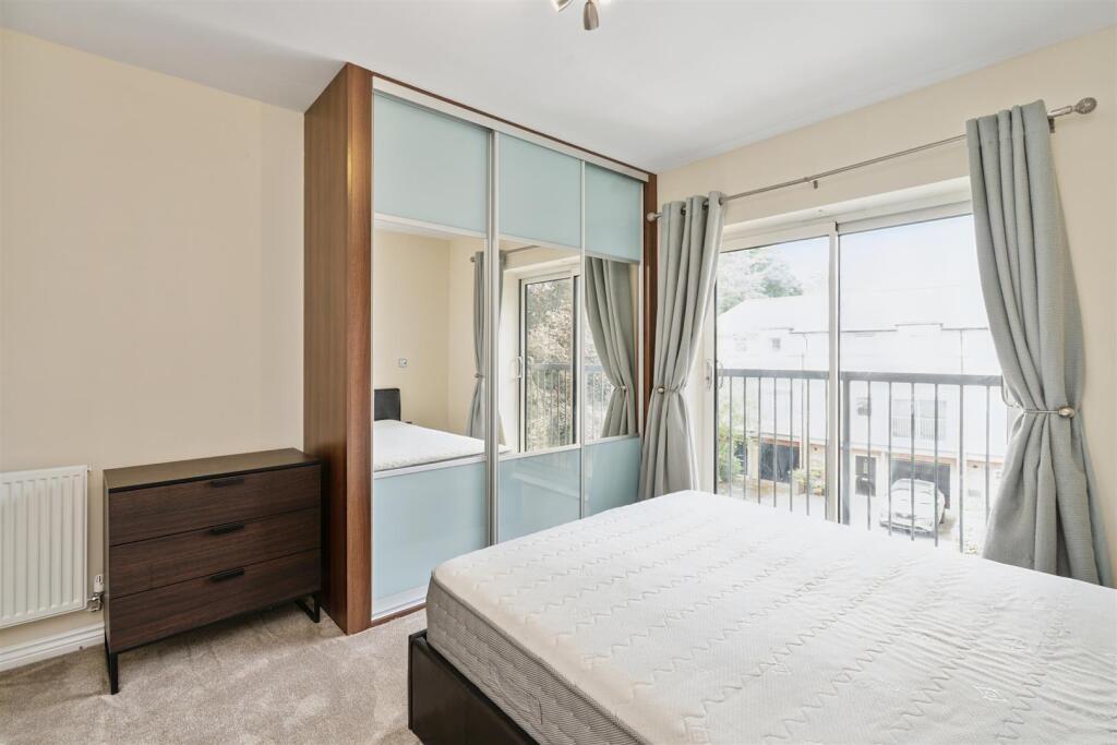 Apartment 26 Kensington Court,, 5C Highfield Road 