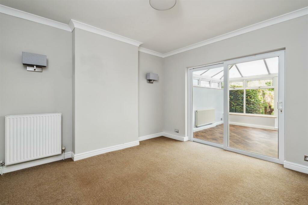 82 Burman Road, Shirley, B90 2BQ DMS3006_3.jpg