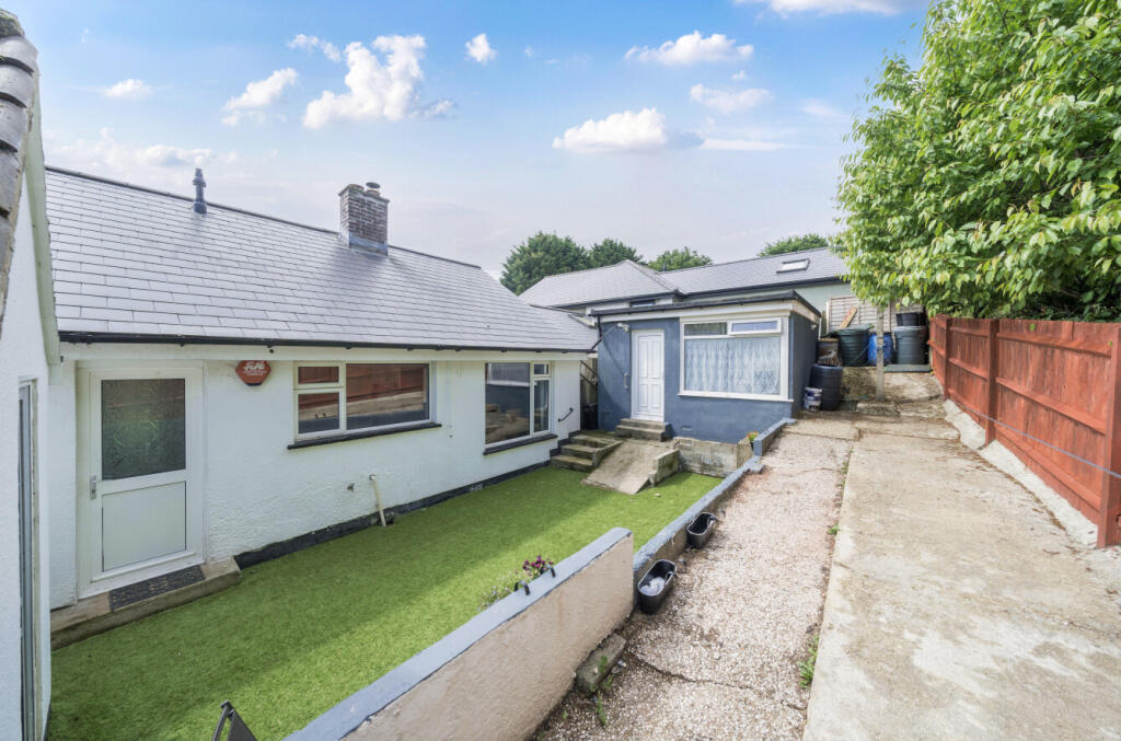 1297916-7-6836e82...