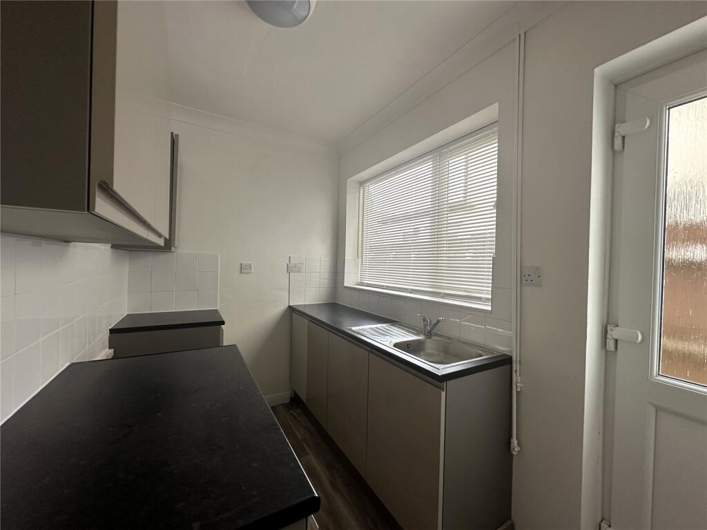 Picture No. 02