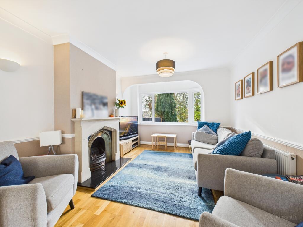 CAM02136G0-PR0491-STILL010 - Copy