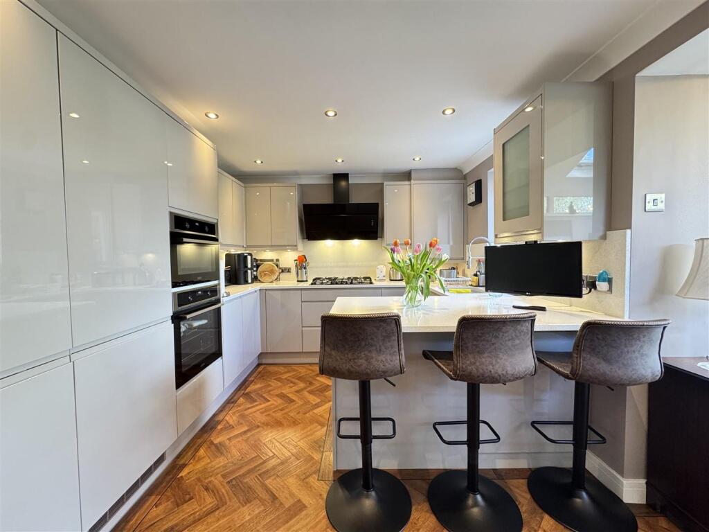 IMG_3819 (Large).JPG