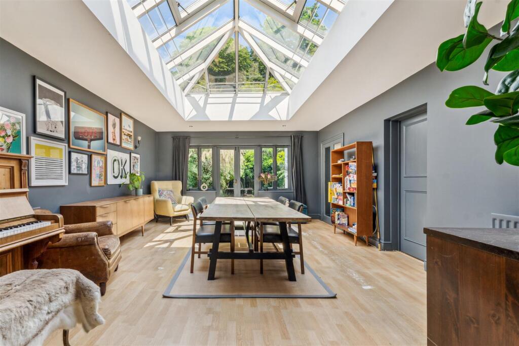 17 EDIT Staveley.jpg