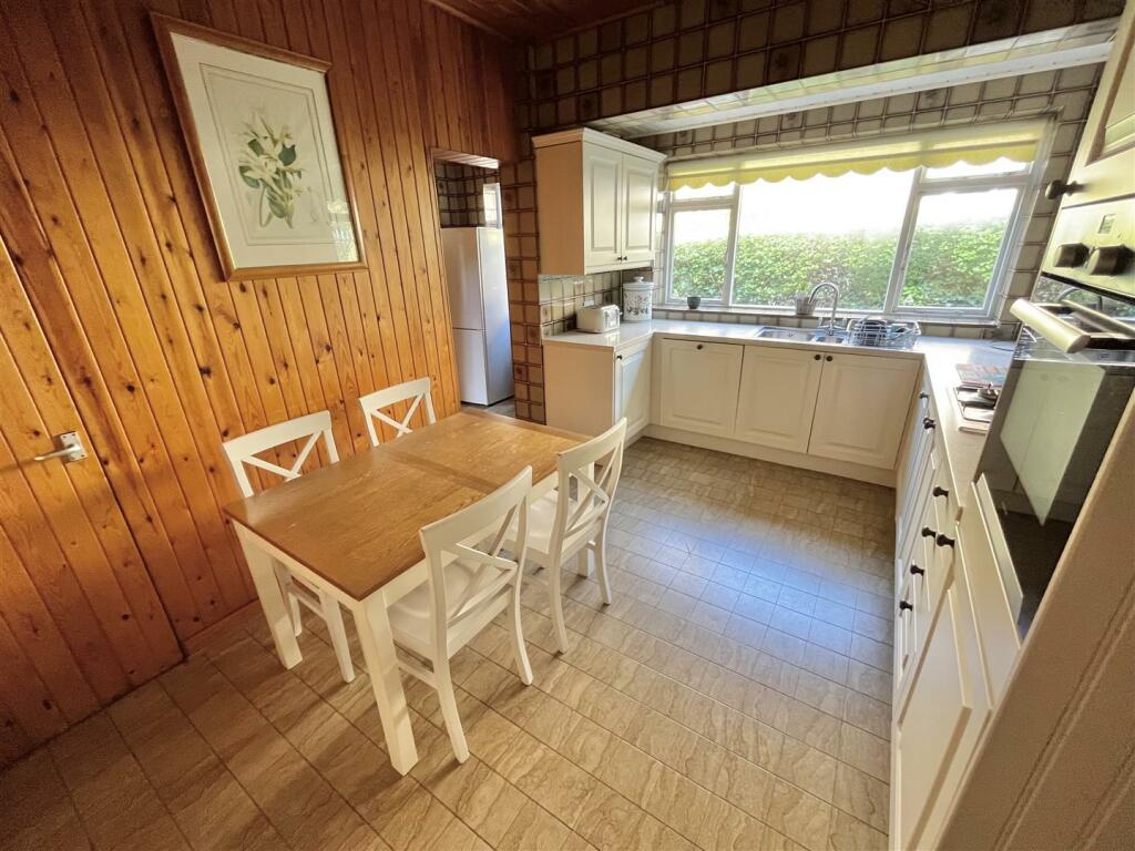 Breakfast Kitchen.jpg