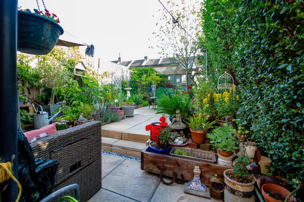 Garden1.jpg
