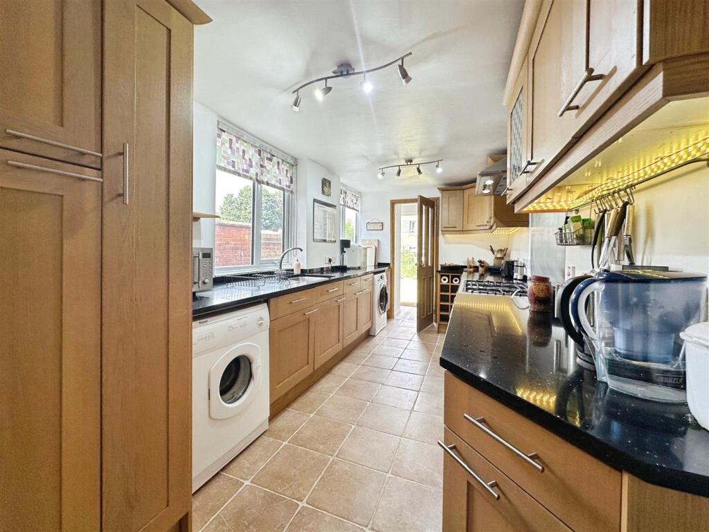 66067005--41AB-9CE7-12B9263D49B6-16474-0000068A77E