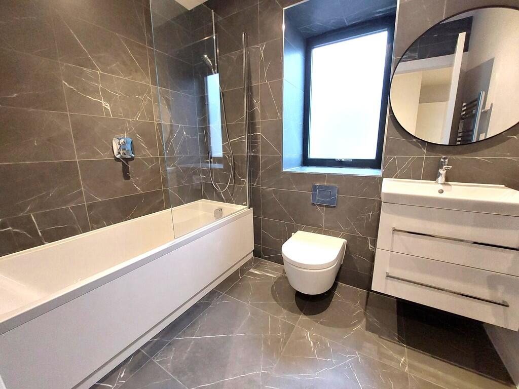 apt3 EH8