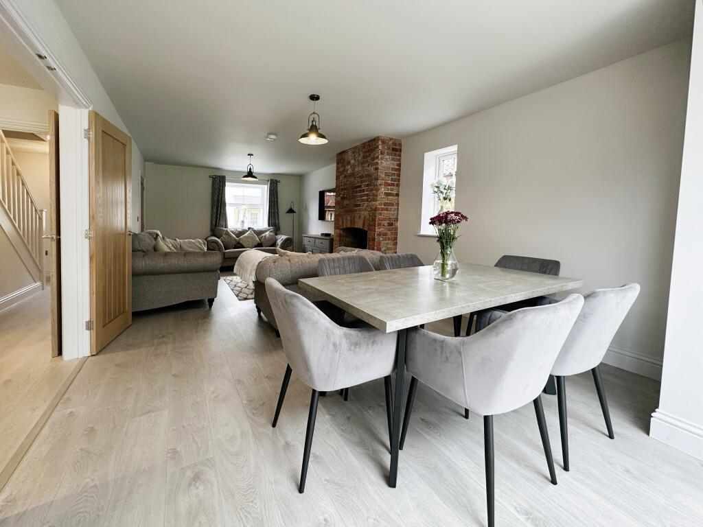 Lounge/Diner