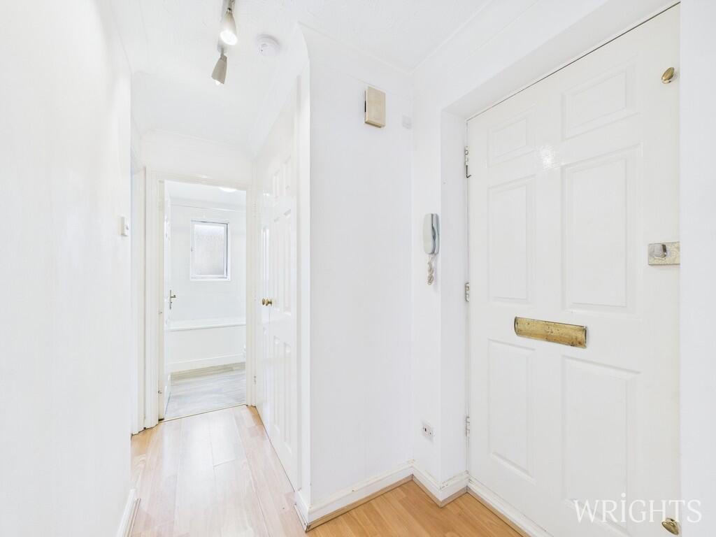 CAM02796G0-PR0350...