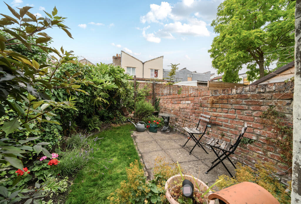 1328431-5-688092f...