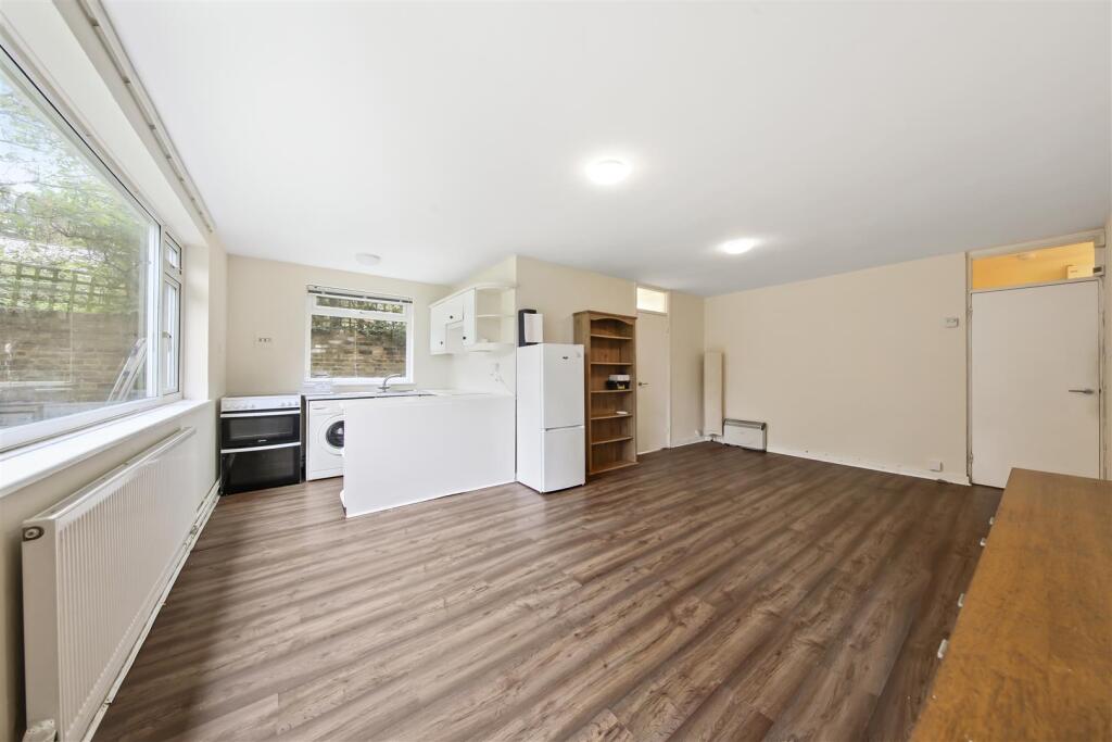 Flat 2, Orchard Court, 4 Victoria Rise, London  - 