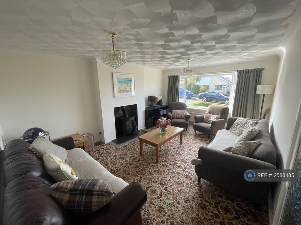 Lounge 1