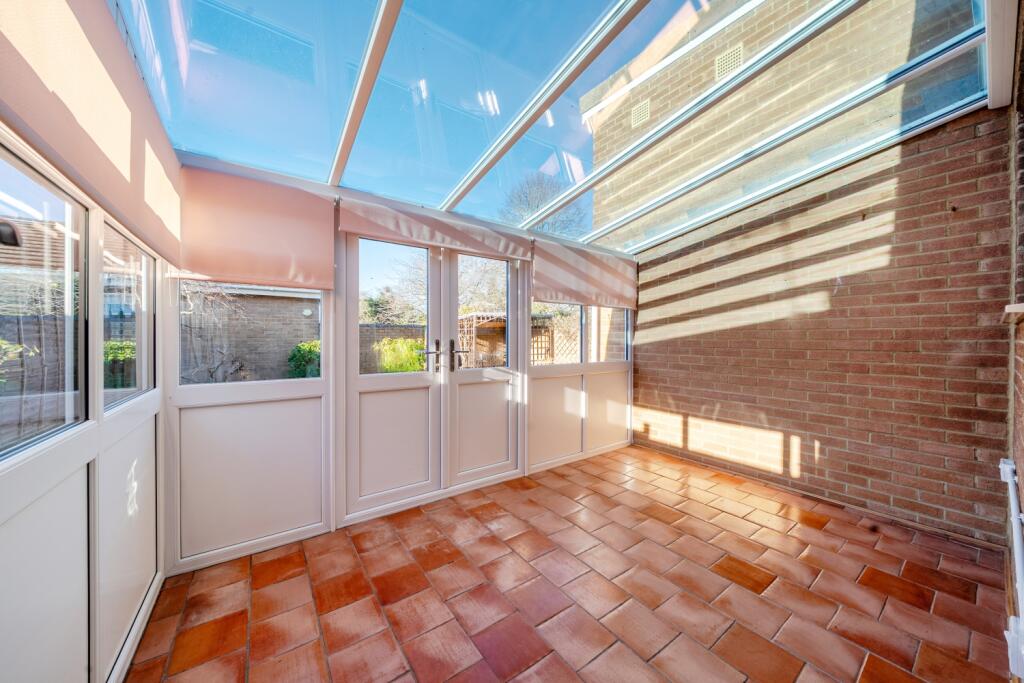 1385072-9-69258ed439e87