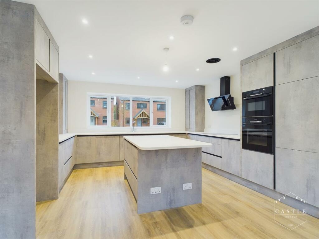 STUNNING OPEN PLAN LIVING KITCHEN DINER
