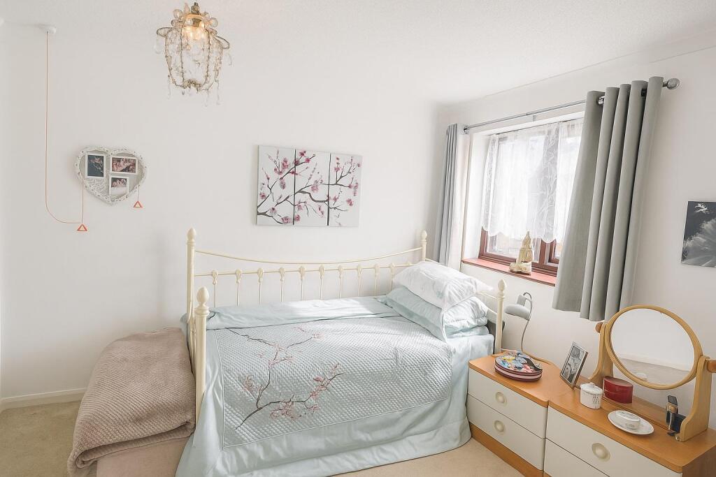 Bedroom .jpeg