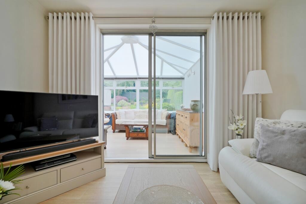 Lounge and conservatory