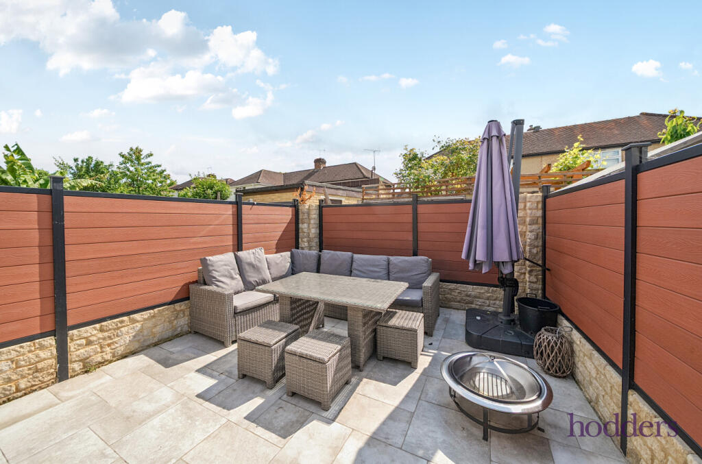 3b5c76eb-a7d5-4c6...