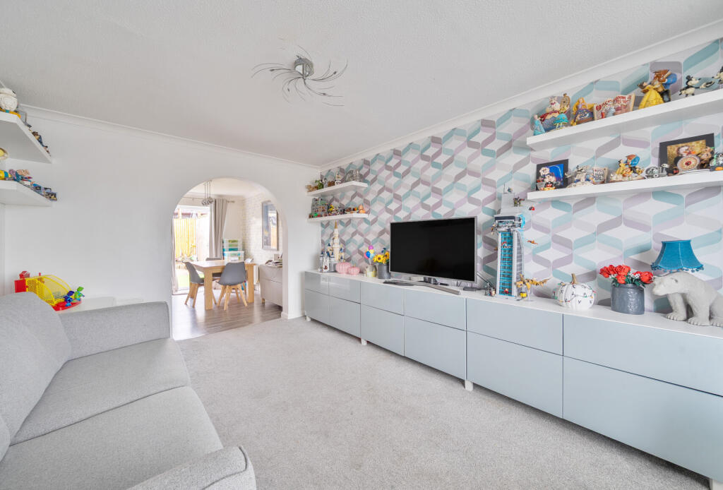 1366029-9-68f74eb...