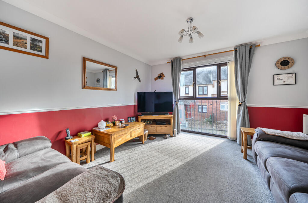 1382242-4-6915eba...