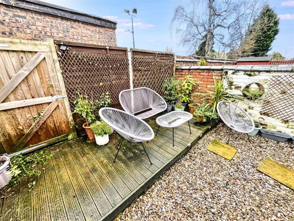 Gardens Aspect 3