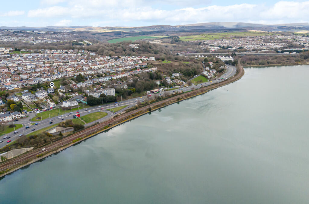 1260631DR (13)a.j...