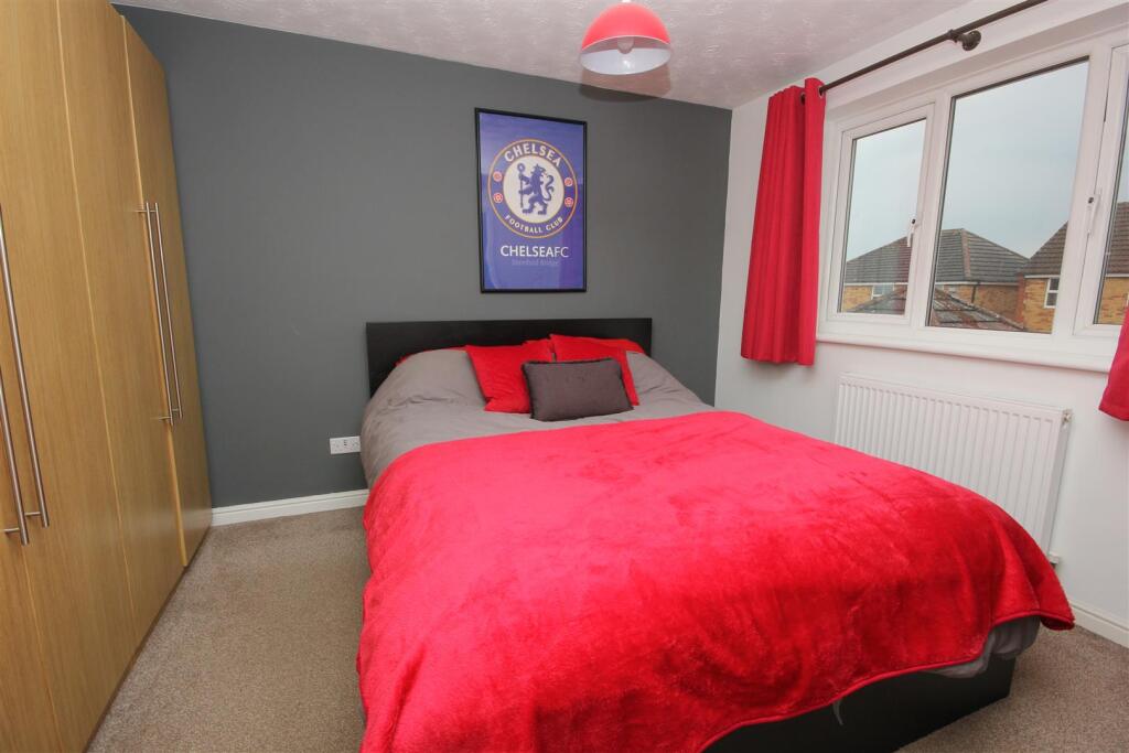 Master Bedroom.jpg