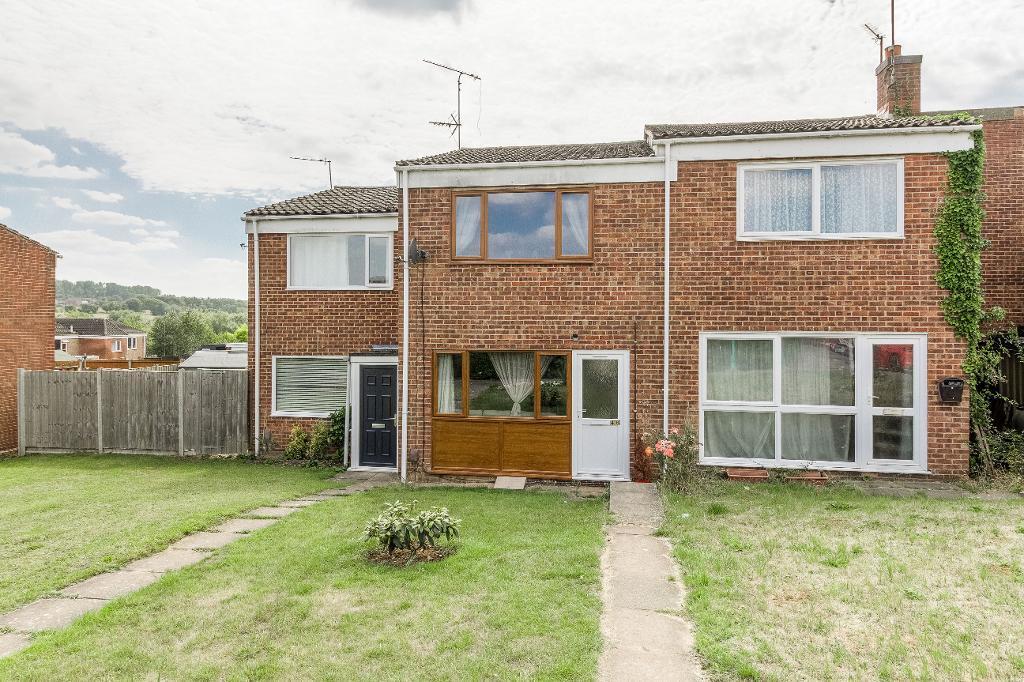 **NO CHAIN** - Valley Rise, Desborough, Kettering, Northamptonshire, NN14 2QR