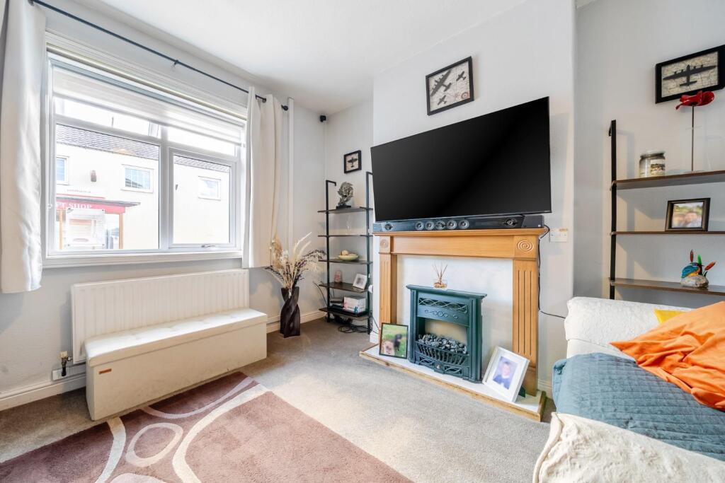 2nd view SITTING ROOM.jpg