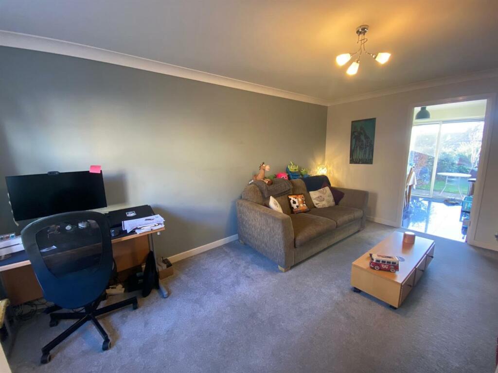 Sitting Room: