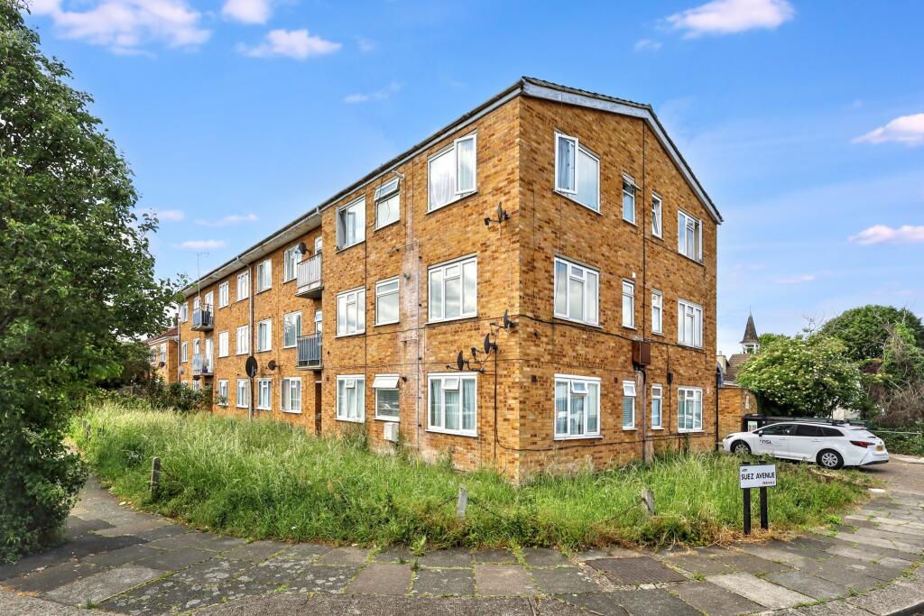 13 Cotswold Court, Hodder Drive, Perivale, Greenford, UB6 8LJ