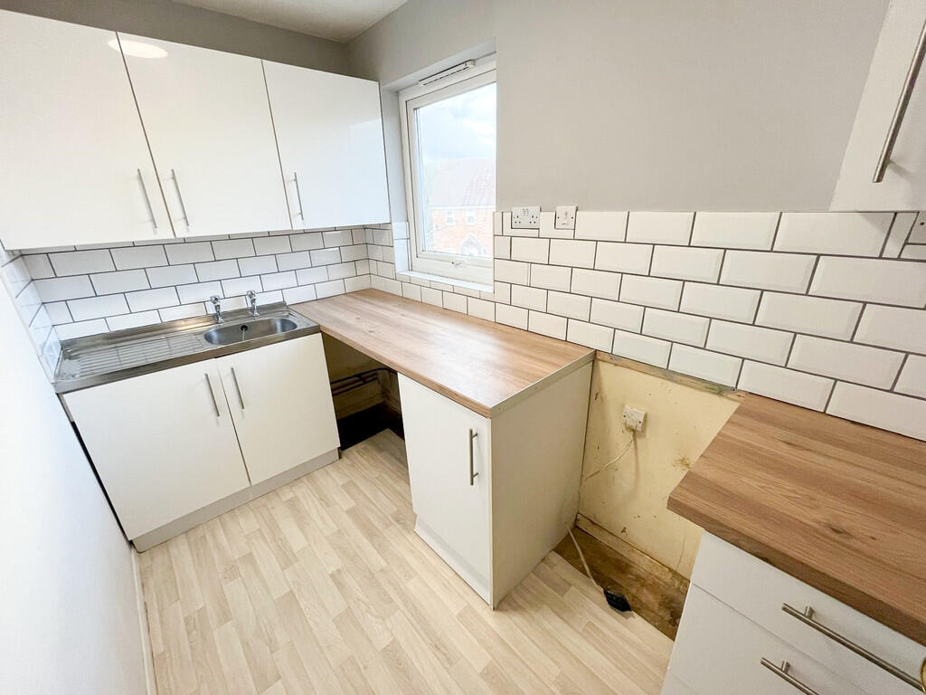 IMG-20241015-WA00...