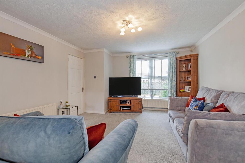 Reception Room-3.jpg