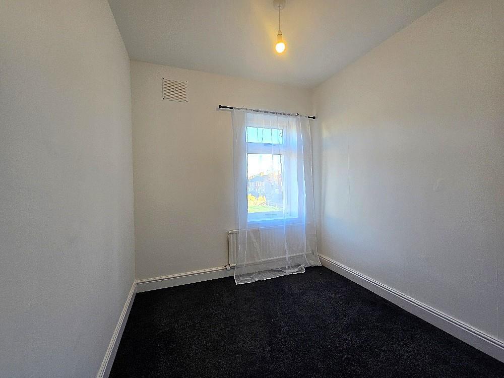 Ashmore Road, Radford - Bedroom 3 - Front