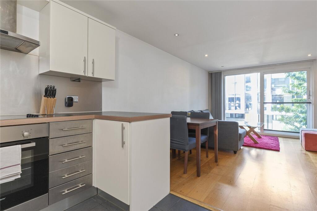 Kitchen/Dining Area