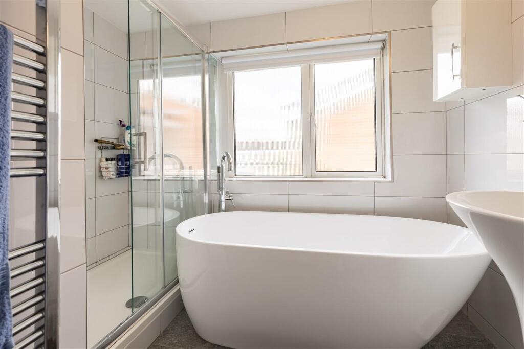 33 Pine View (9).jpg