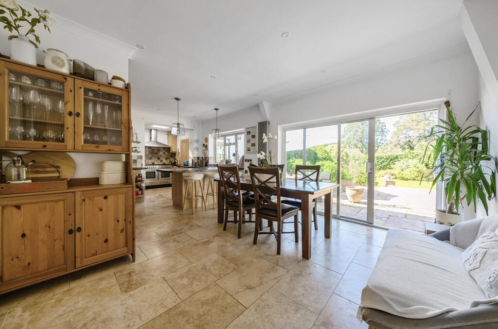 1295987-17-68276c...